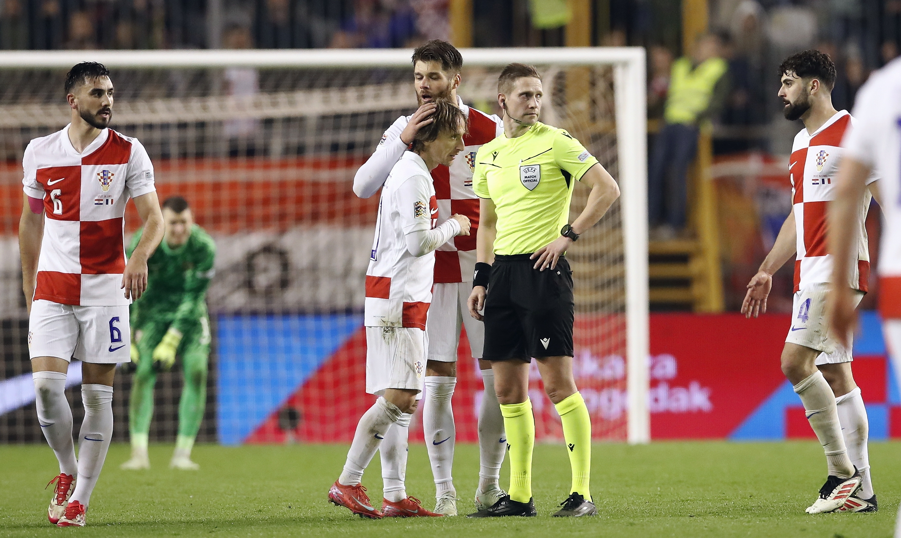 克罗地亚大胜俄罗斯，挺进欧国联半决赛