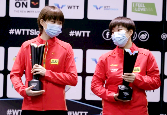 包含人前锋挺身而出，力保主场胜利的词条