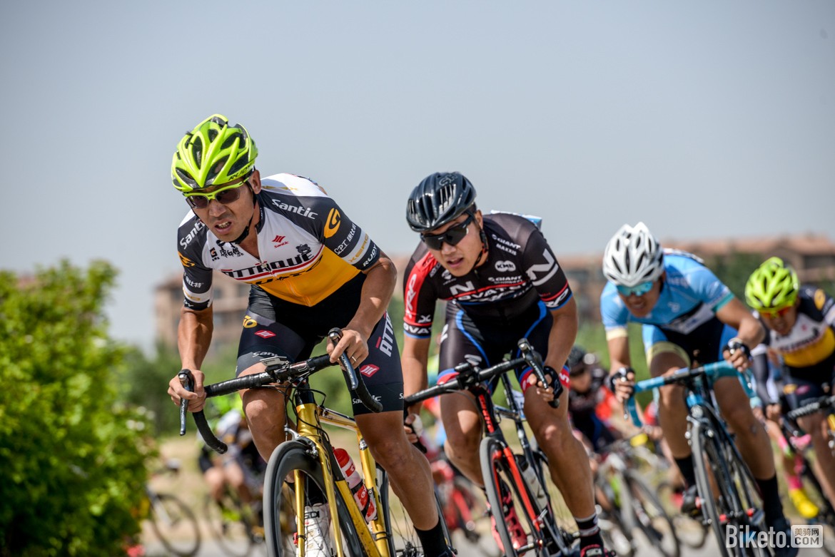 青海队在比赛中展现不俗实力