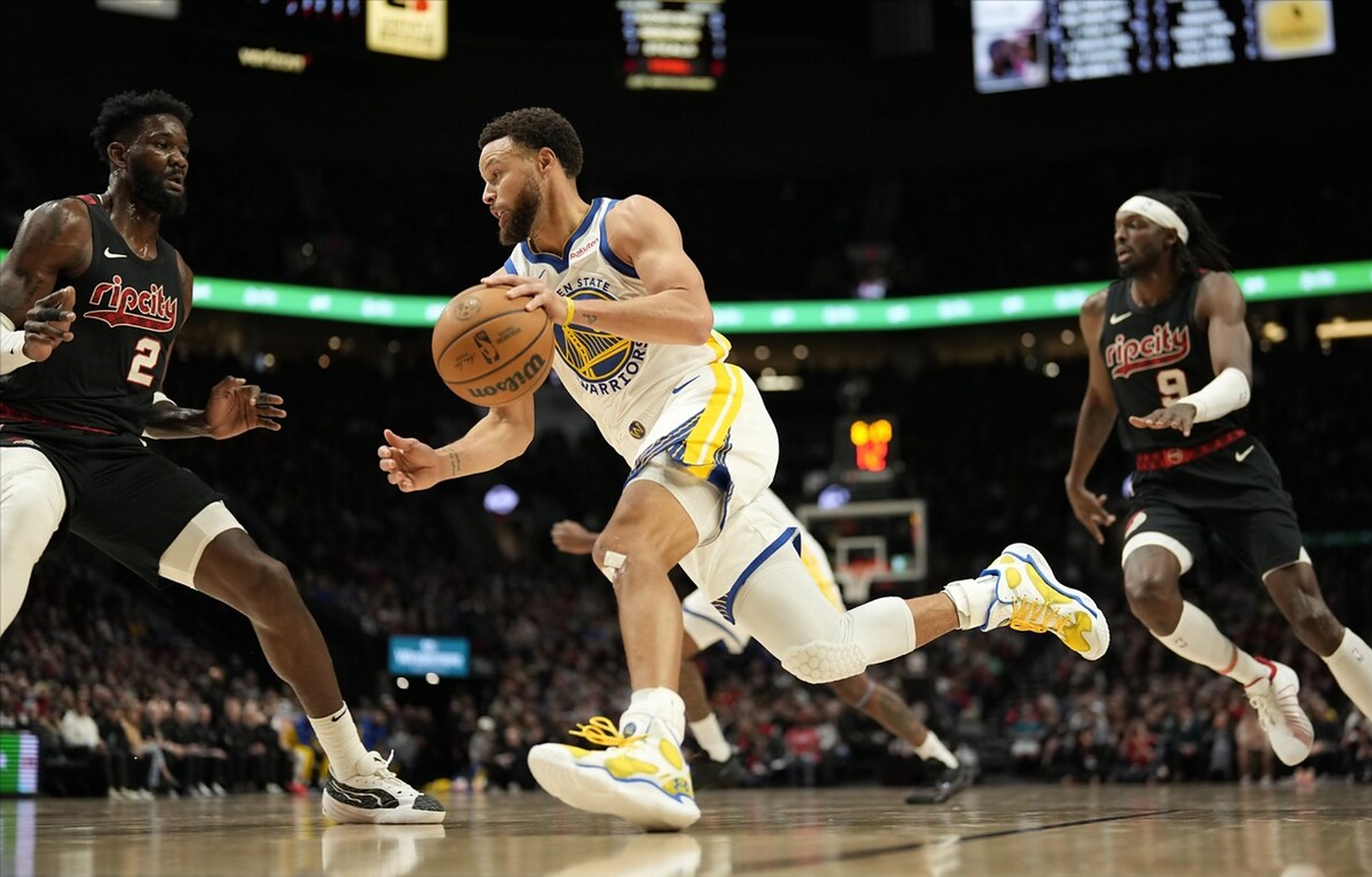 勇士成功击败开拓者，终结对手连胜