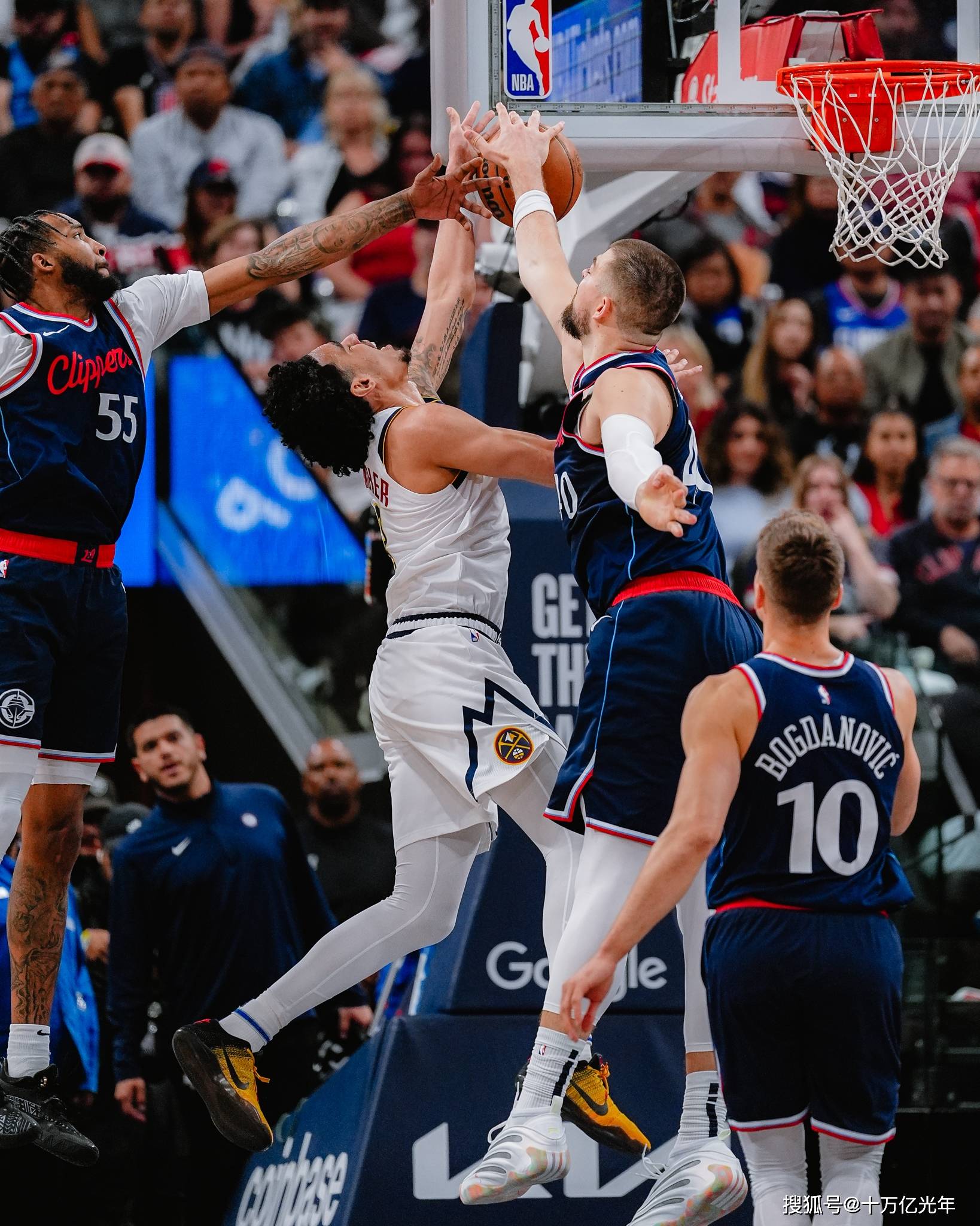 关于快船战胜马刺，伦纳德22分难救主的信息